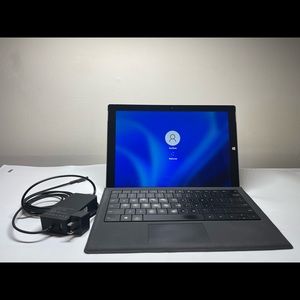 Microsoft Surface Pro 3 Intel Core i5 4GB 128GB SSD Windows 11 64Bit W charger